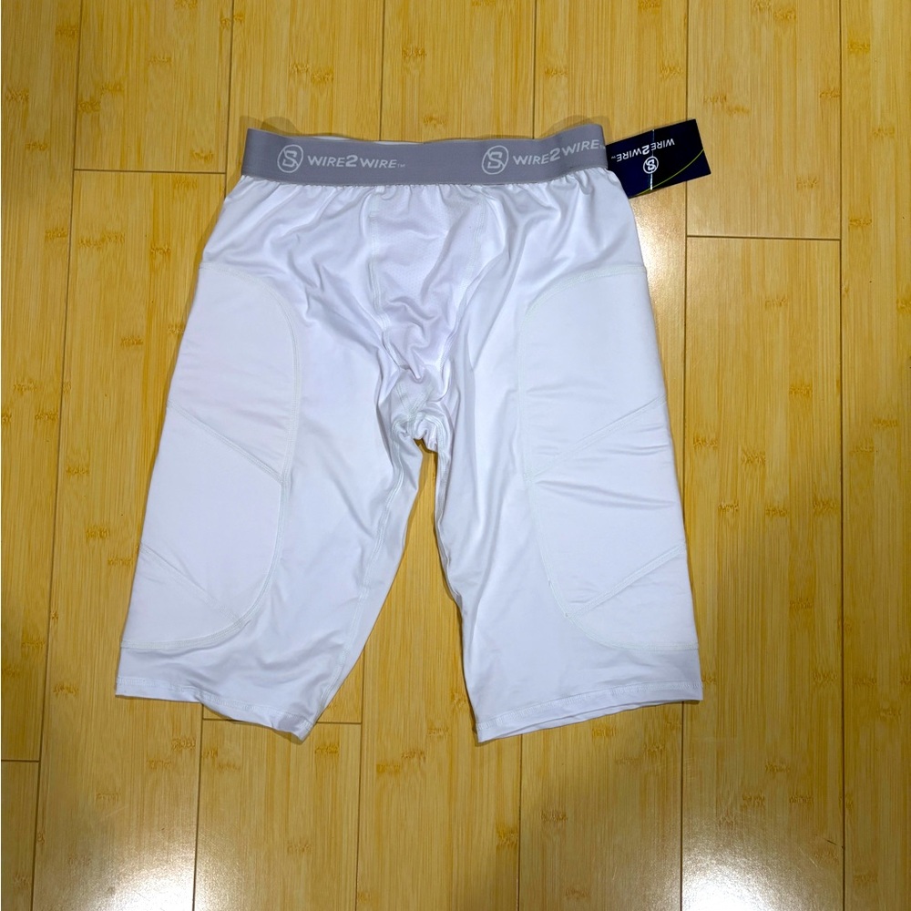 Men’s baseball sliding shorts. Size L.